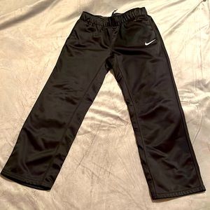 Girls Youth Large Black Nike pants with soft lining.